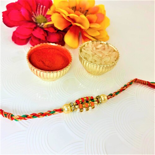 Buy Gorgeous Rakhi