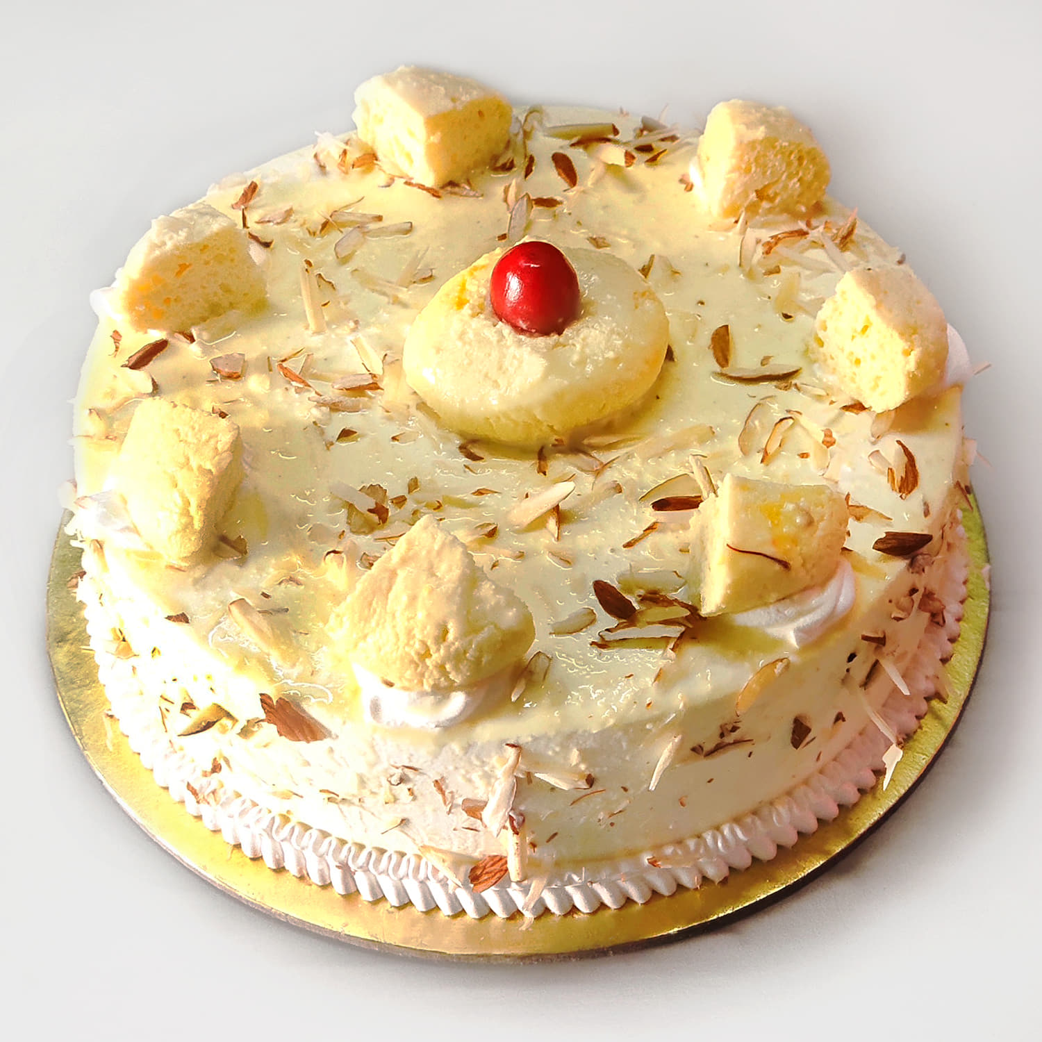 Rasmalai Cake with customised designs