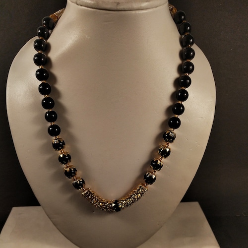 Buy Black Pearl Necklace