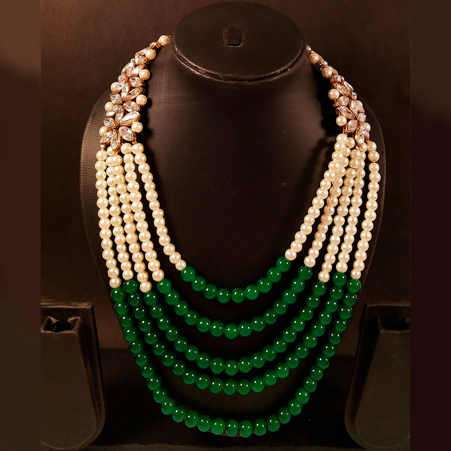 long green pearl necklace