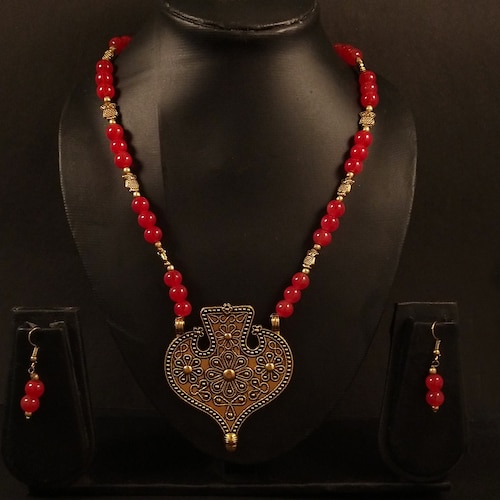 Buy Red Beaded Jewellery Set