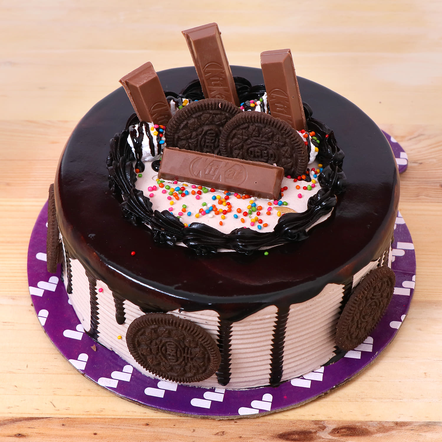 Order KitKat Cakes Online | Buy Happy Birthday Kit Kat Cake | KitKat Cake  Price from Rs.649 - IndiaGiftsKart