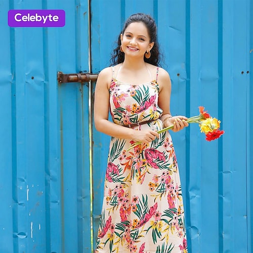 Buy Gia Manek Recorded Personalised AV Message