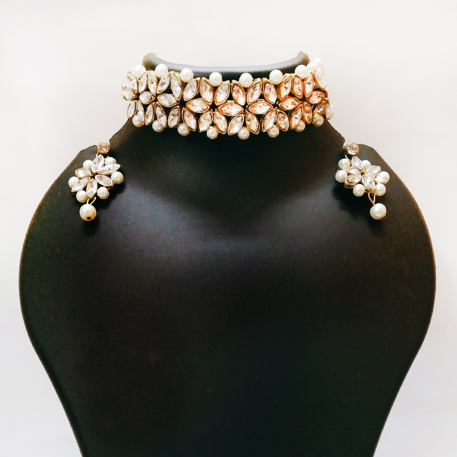 Anju- American Diamond Necklace Set with Earrings | Suniva's Fashion