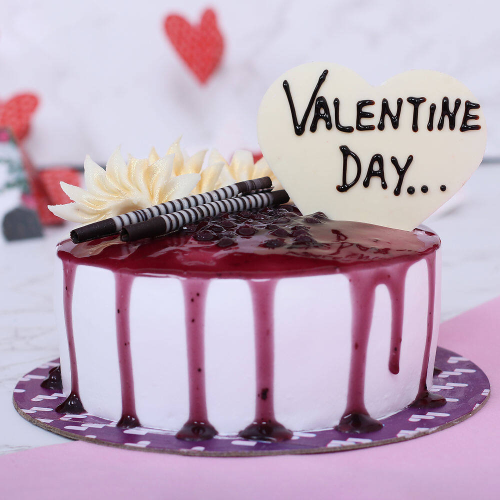 Dripping Choco Valentines Day Cake qatar | Gift Dripping Choco Valentines  Day Cake- FNP