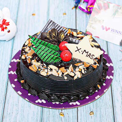 Yum Yum Christmas Cake