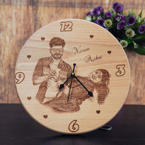 Round Personalised Wooden Clock Winni