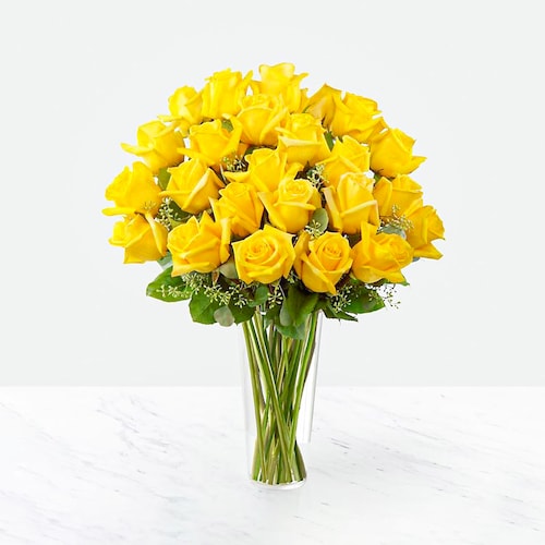 Buy Attractive 24 Yellow Roses in Vase