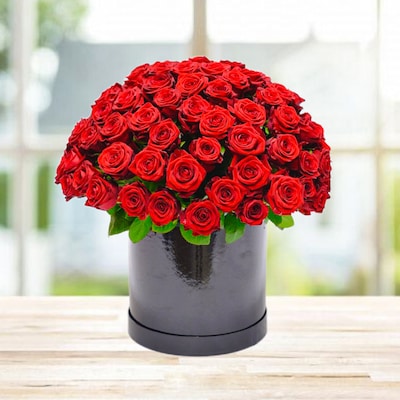 Dazzling Red Roses In Box