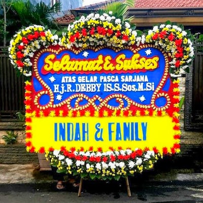 Congratulation Greet Flower Board