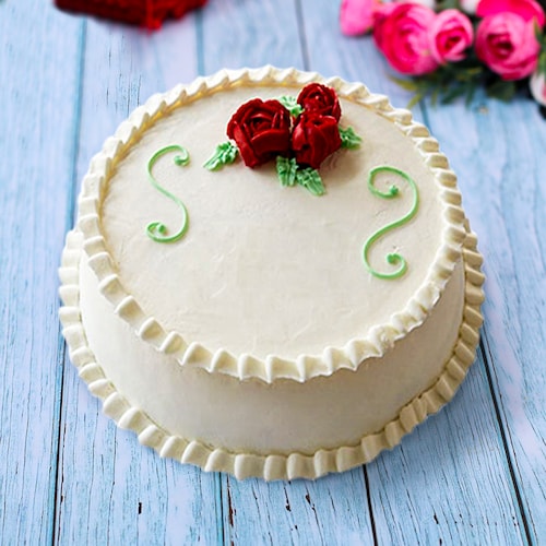 Buy Delightful Vanilla Birthday Cake