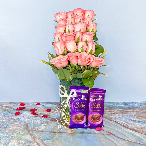 Buy Blissful Glass Vase Arrangement