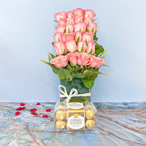 Buy Eternal Pink Roses Glass Vase Arrangement