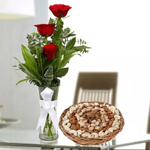 Roses And Nuts Delights Winni