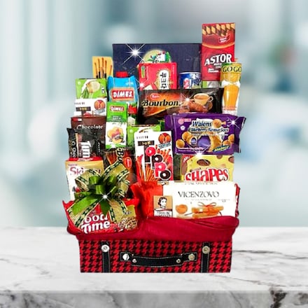 Valentine Pleaser Valentine’s Day Gift Basket