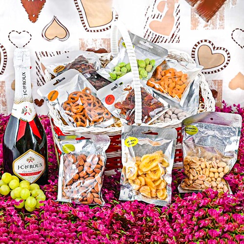 Buy Classy Snack Hamper