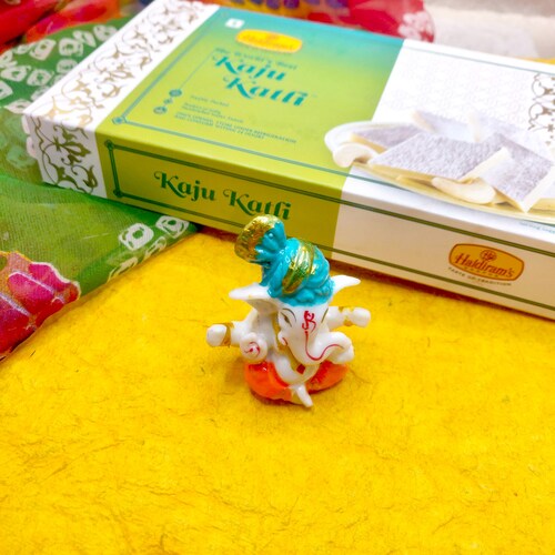 Buy Kaju Katli Box With Adorable Ganpati