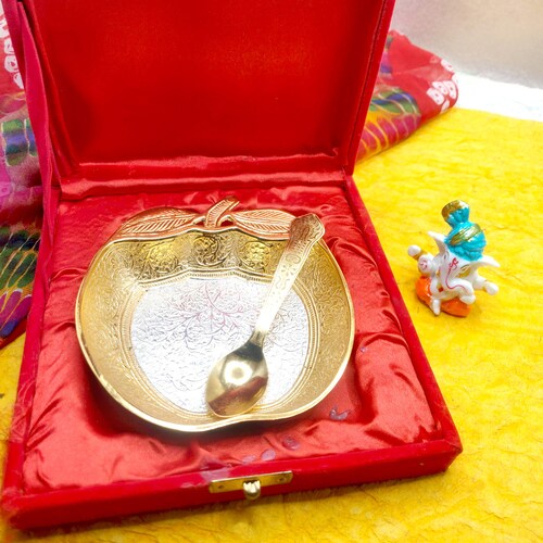 Buy Gifting Bowl Set With Ganpati Idol