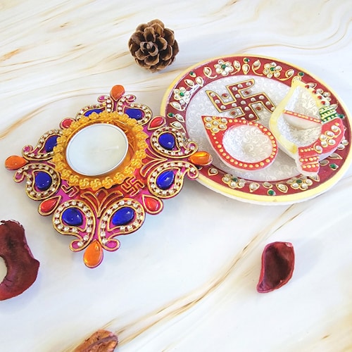 Buy White Pooja Thali With Designer Diya