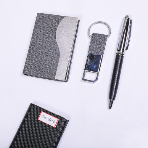 Buy Voguish Gift For Men