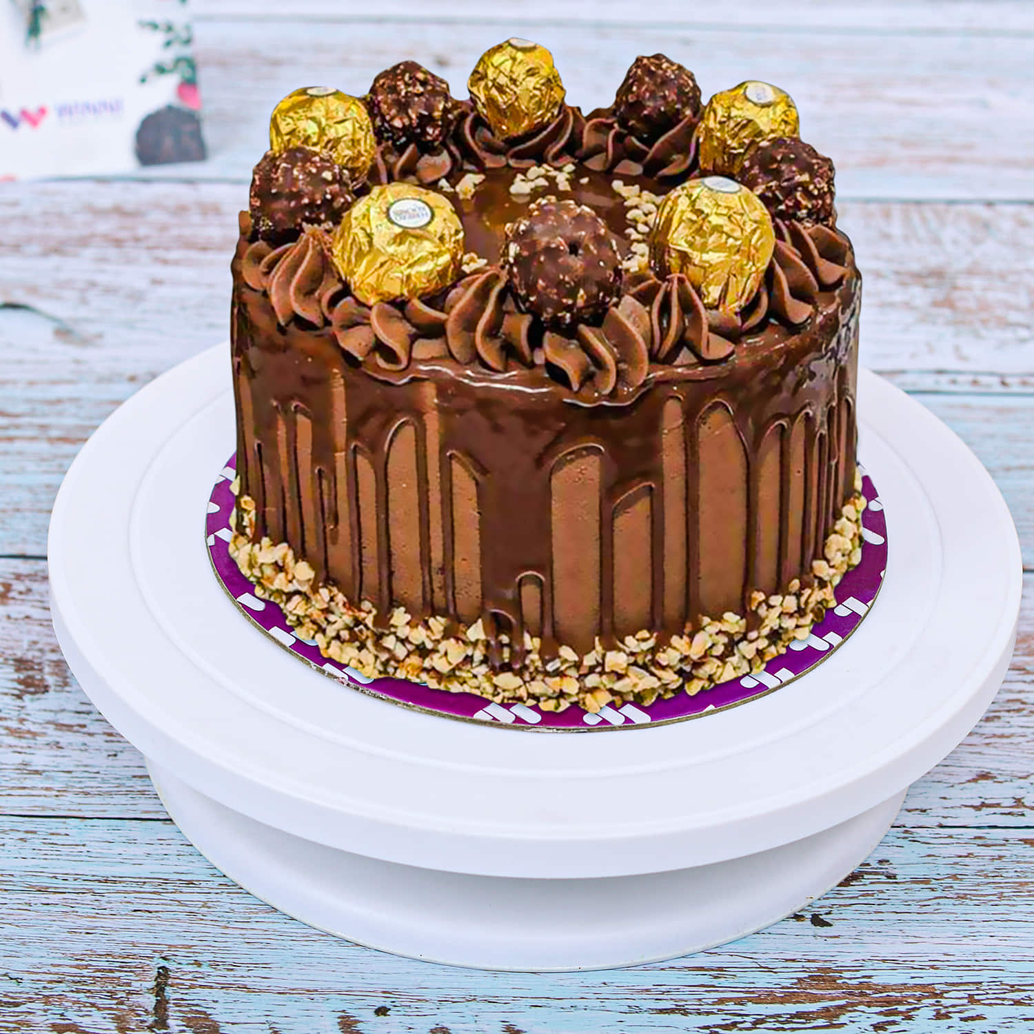 A Cake that Resembles Tasty Ferraro Rocher | Hotoven Bakers