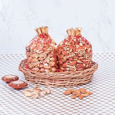 Exclusive Pista and Almonds Potli Combo