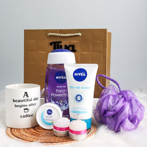 Buy Personalized Collection Of Nivea Beauty  for Women