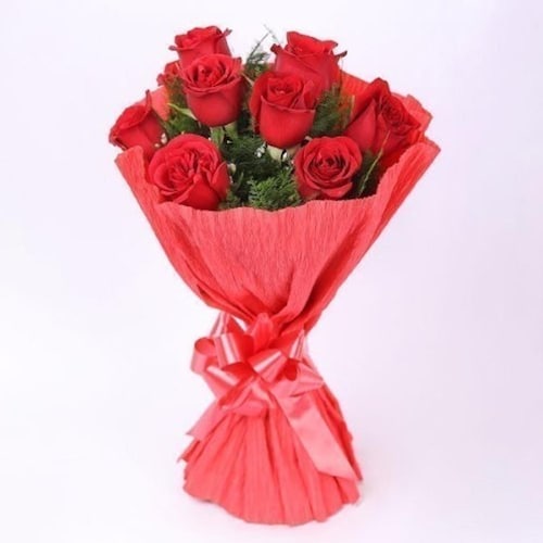 Buy Attractive Bouquet Of Red Roses