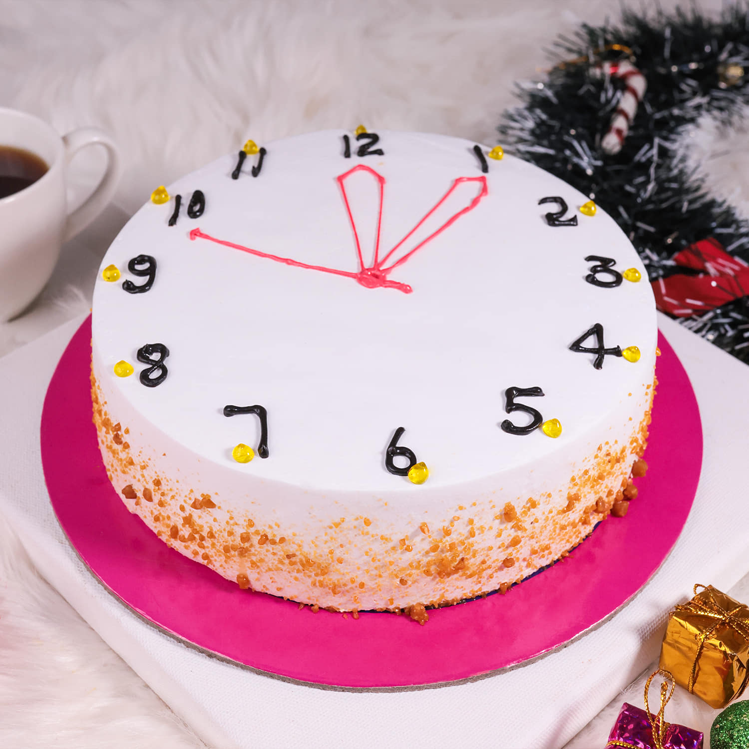 Send Pineapple New Year Cake with Clock Theme Online - GAL22-109662 |  Giftalove