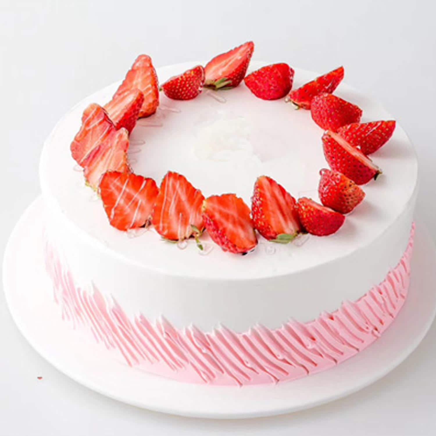 Wonderful Cake With Fresh Strawberries | Fuzz and Buzz