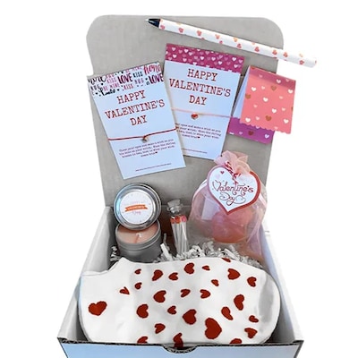 Cute Valentine Day Hamper