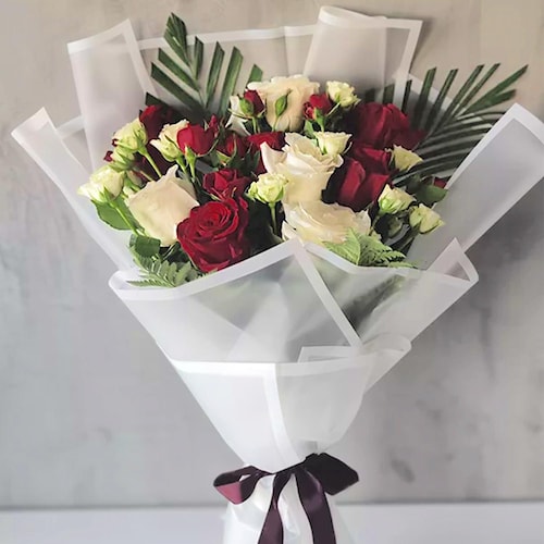 Buy Mixed Roses Bouquet