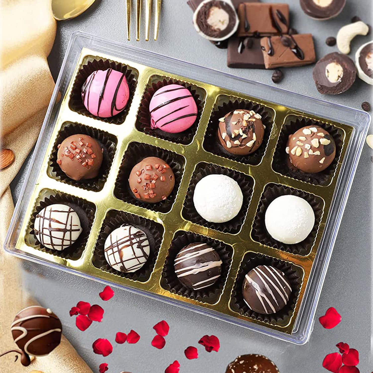 BuySend Chocolates Gift Online in all Noida from Bakehoney