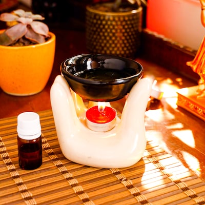 Handhold Black White Diffuser