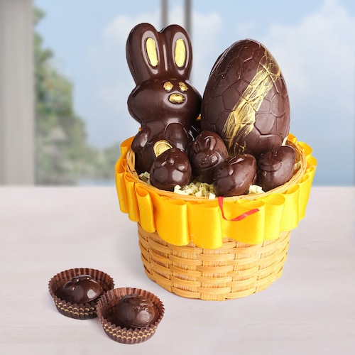 58390_Vegan Tasty Easter Chocolate Basket