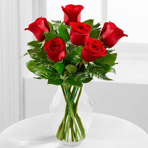 Sweet Romantic Gift | Free Delivery | Carmel Flowers