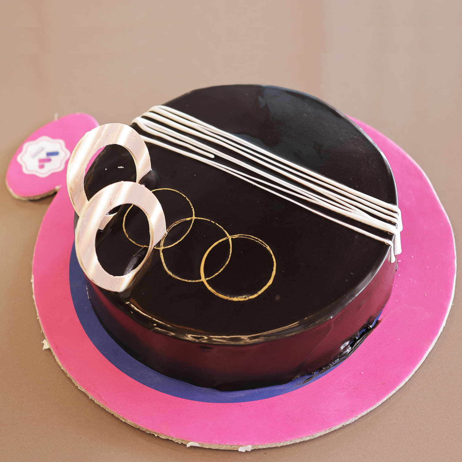 Surprise your loved ones with a birthday cake | by Giftz Bag | Medium