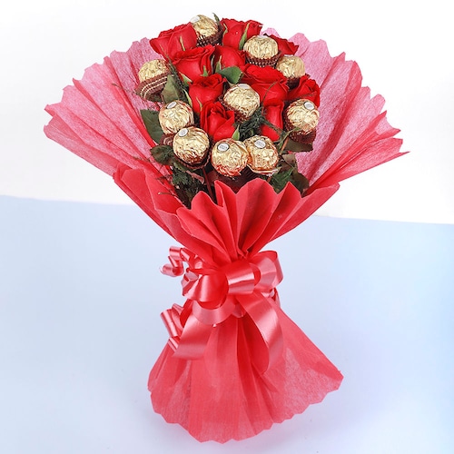 Buy Roses With Ferrero Rocher Chocolate Bunch