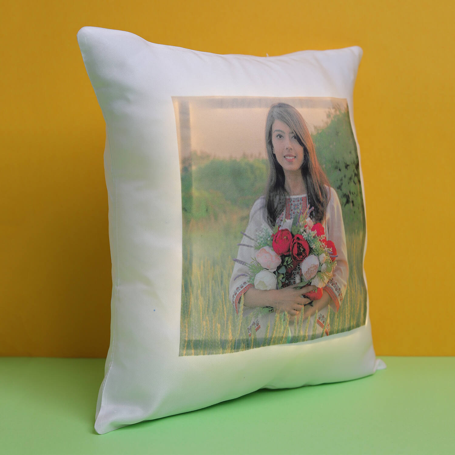 Send Eternal Love Cushion Gift Online, Rs.350 | FlowerAura