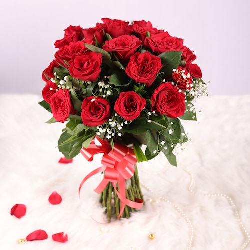 Buy Scarlet Rose  Bouquet