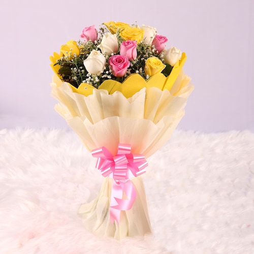 Buy Attractive Mixed Roses Bouquet