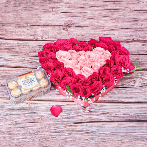 Buy Pink and Red Roses with Ferrero Rocher