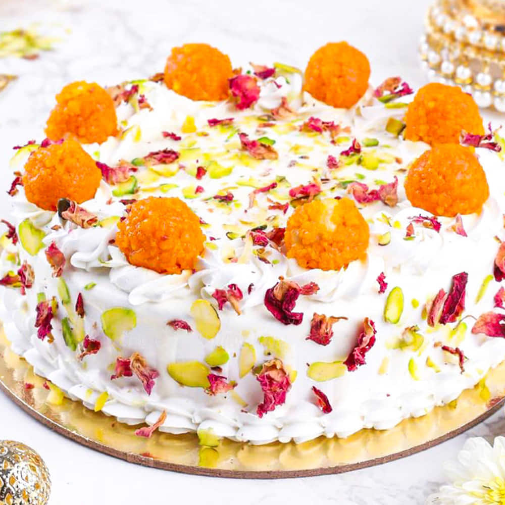 Eggless Motichoor Ladoo Rabdi Cake | Recipe | Indian desserts, India cakes,  Indian cake