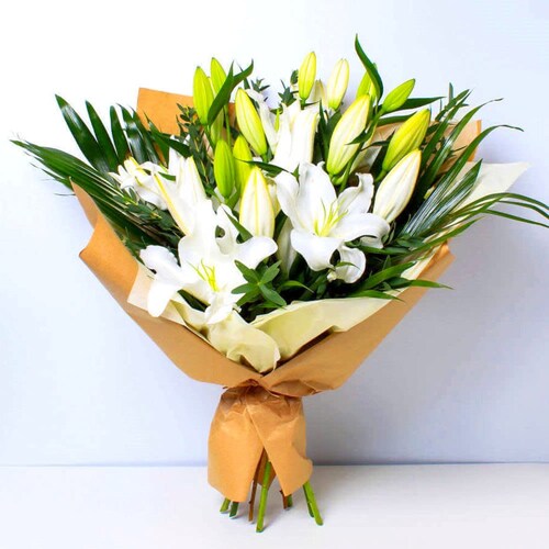 Buy Dreamy Pure White Lilies Bouquet