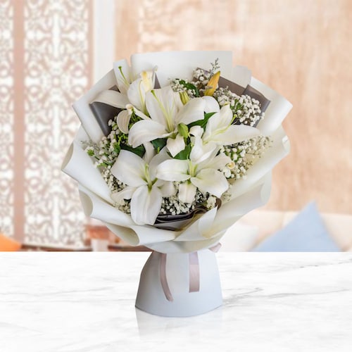 Buy White Lilies Bouquet