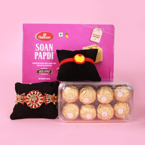 Buy Lip Smacking Rakhi Combo