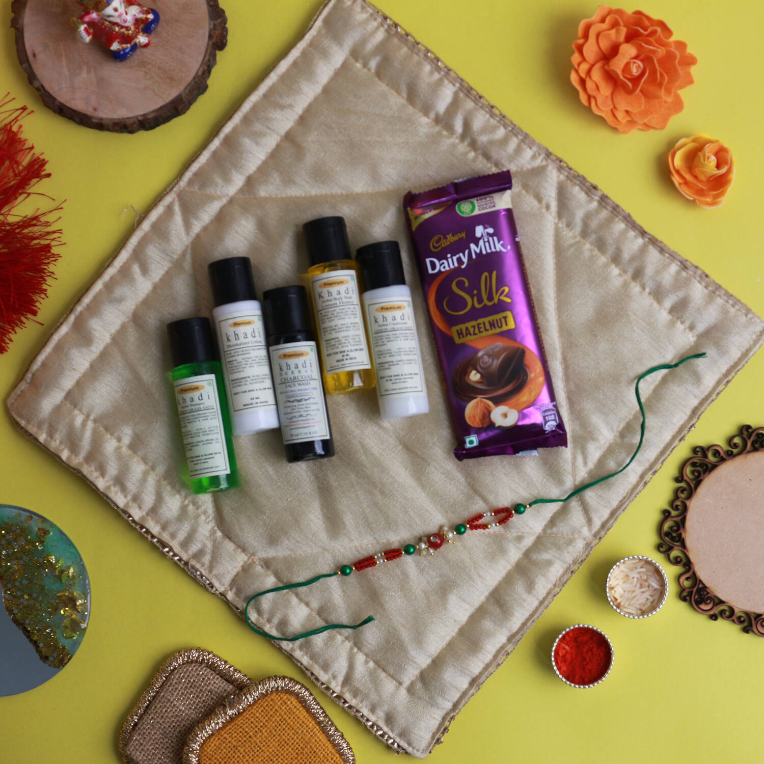 Buy Khadi Natural Hair Care Collection - Beauty Gift Set for Unisex  10287771 | Myntra