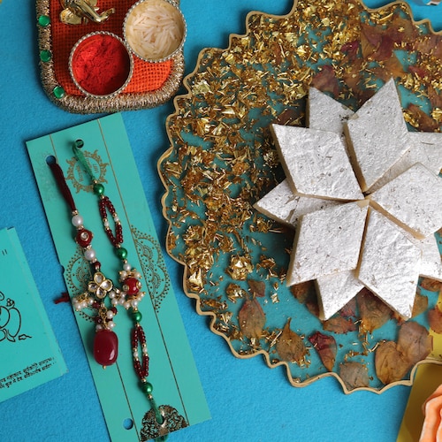 Buy Kundan Bhaiya Bhabhi Rakhi With Kaju Katli