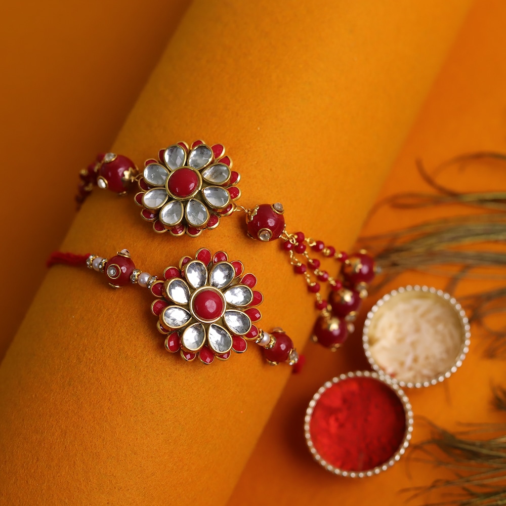 Bhaiya Bhabhi Red Floral Rakhi Set | Winni