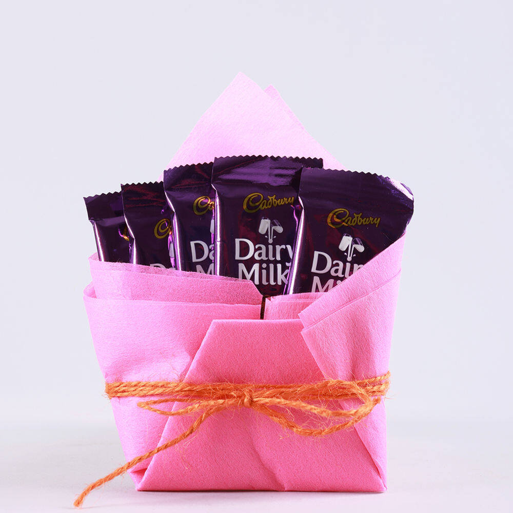 Midiron Dairy Milk Chocolate Gift Pack| Love Quoted Coffee Mug| Valentine?s  Gift, Birthday Gift, Anniversary Gift for Boys, Girls, Someone Special :  Amazon.in: Grocery & Gourmet Foods